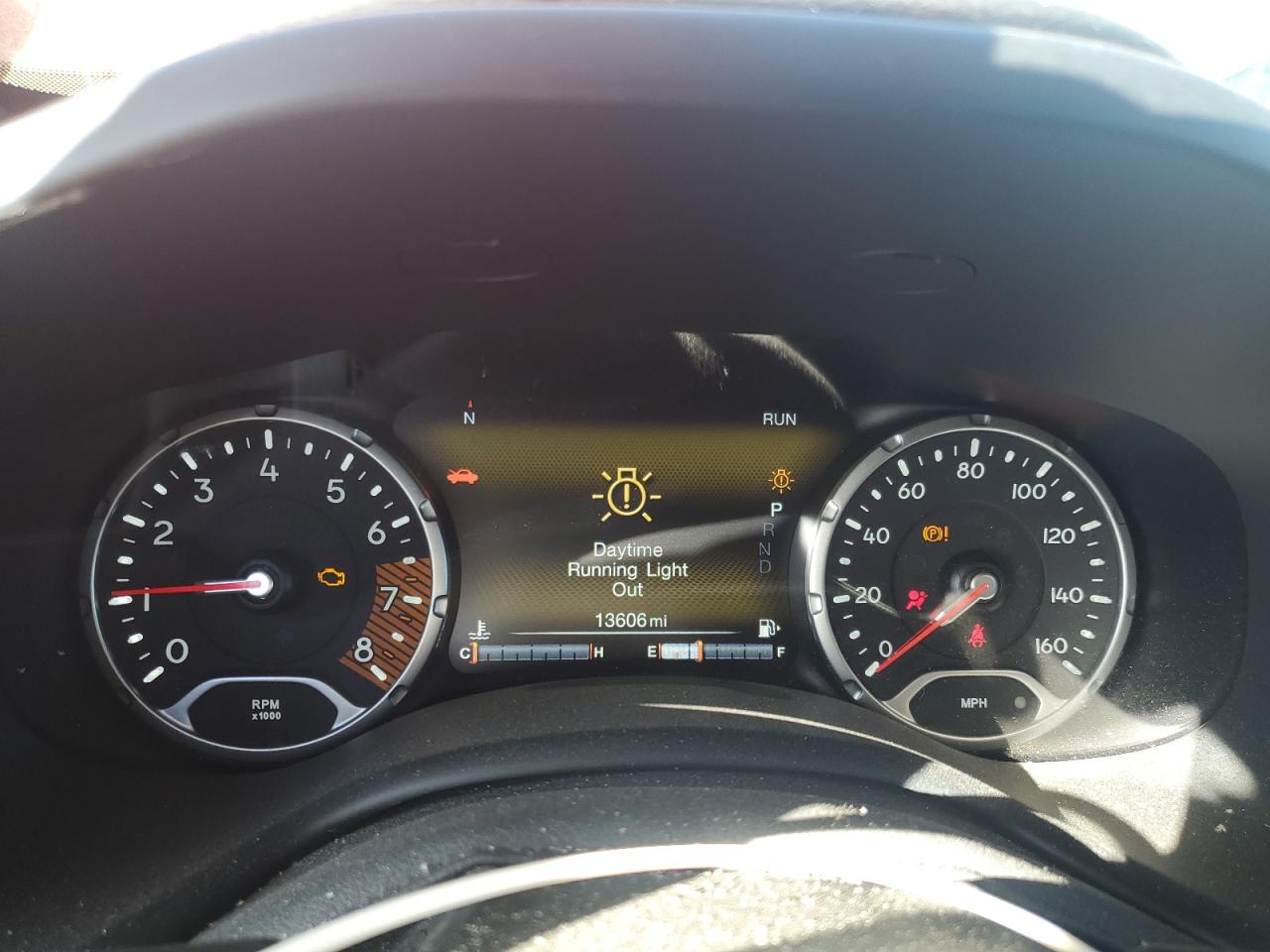 Jeep Renegade Trailhawk Image 3