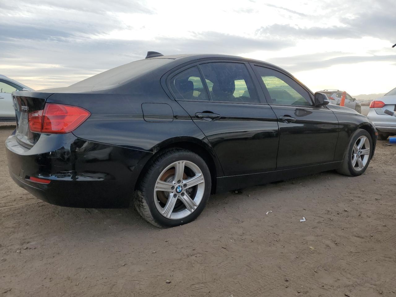 BMW 3 Series Xi Image 2
