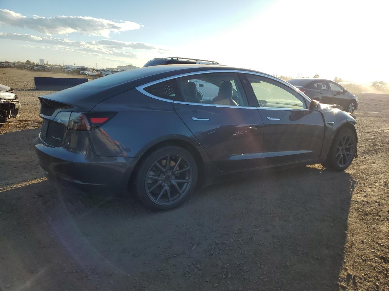 Tesla Model 3 Image 11