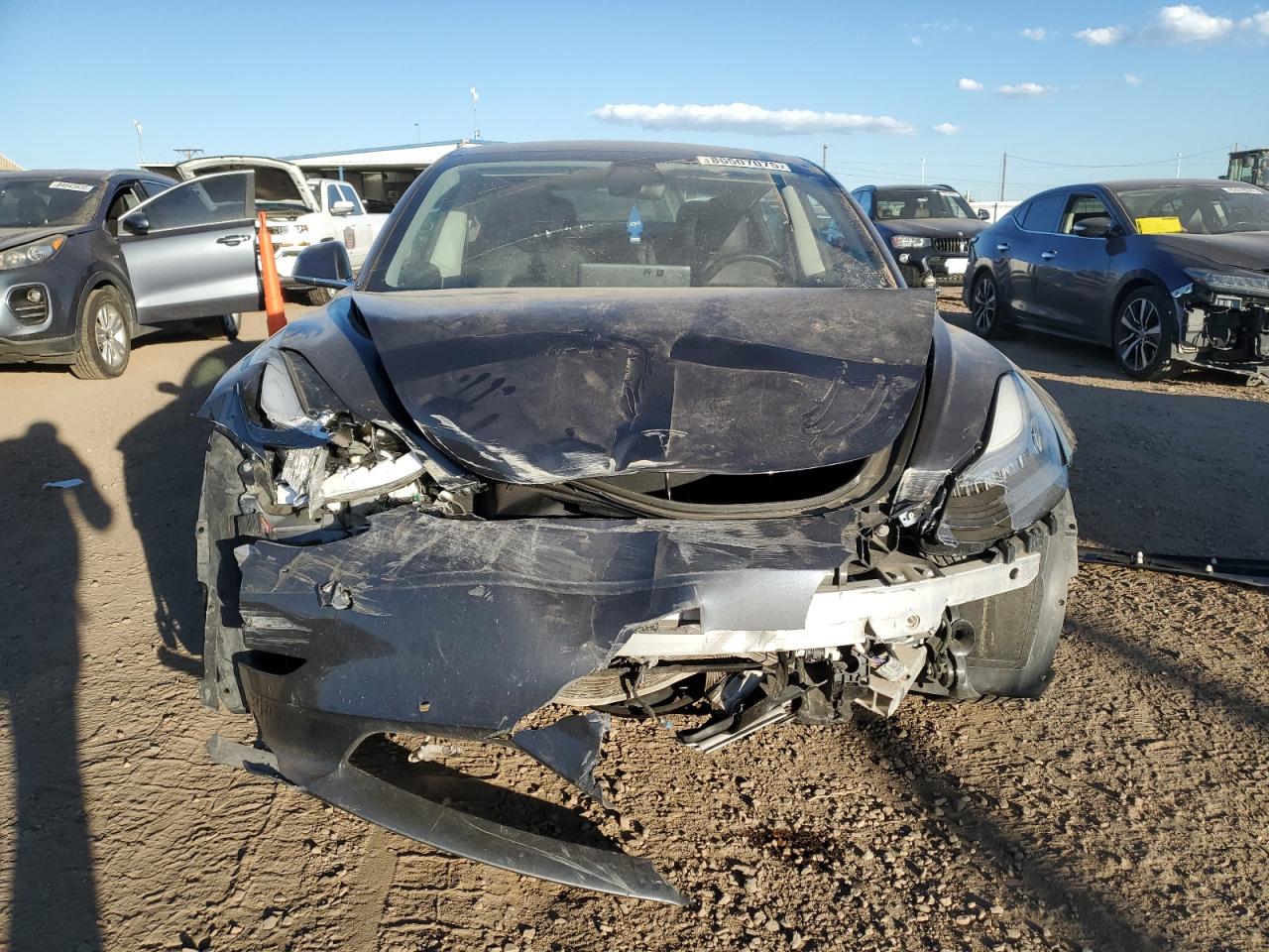 Tesla Model 3 Image 4