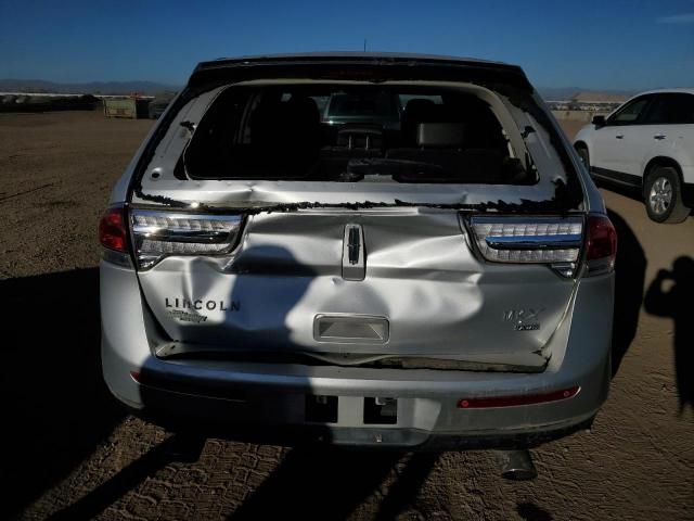 Lincoln MKX Image 11