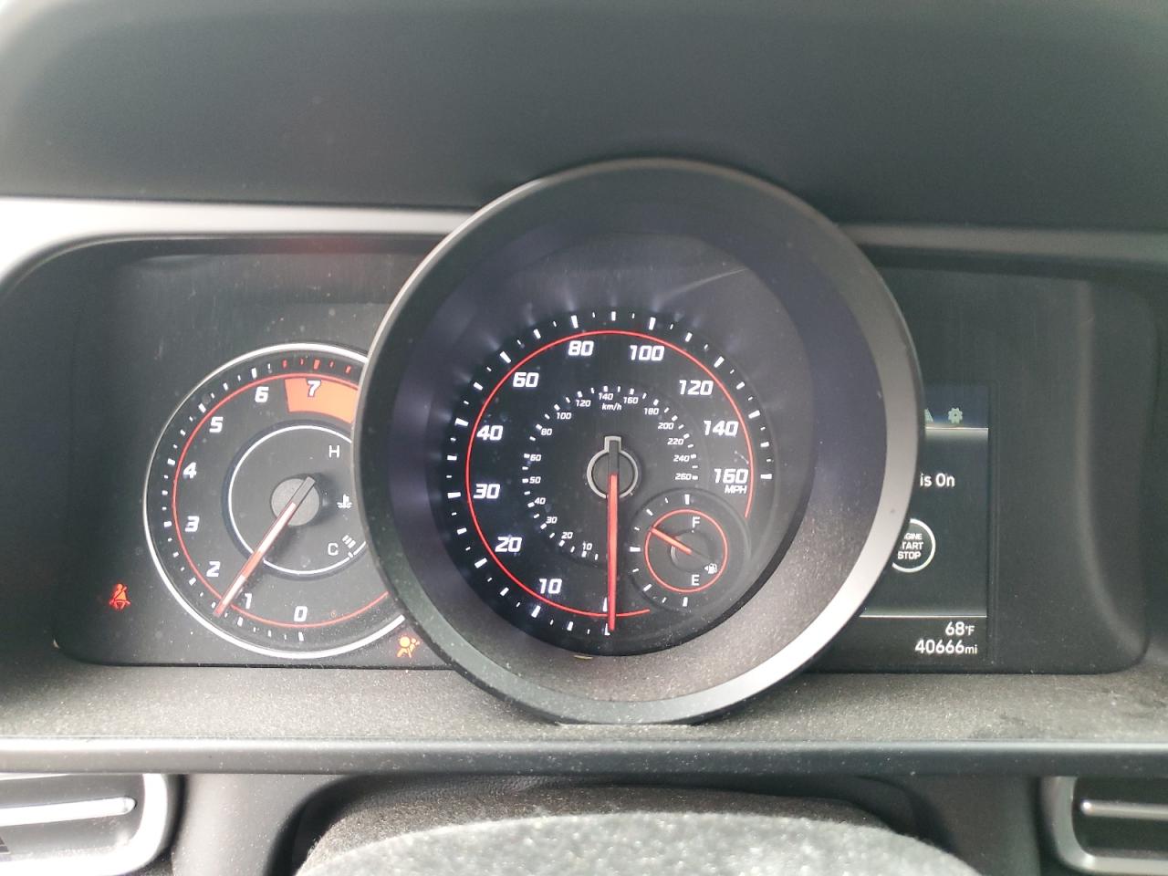 Hyundai ELANTRA Sel Image 9