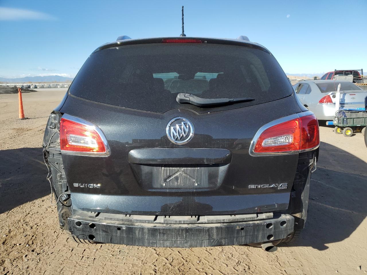 Buick Enclave Image 10