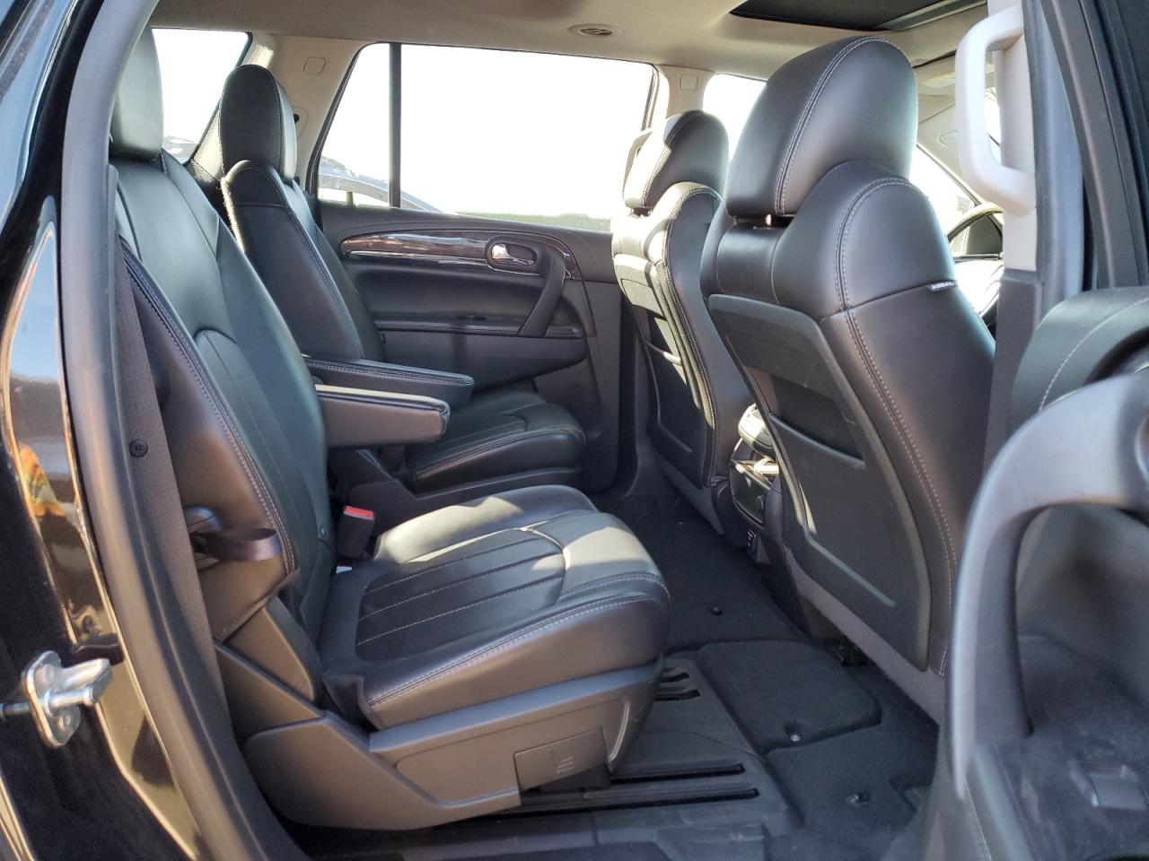 Buick Enclave Image 8