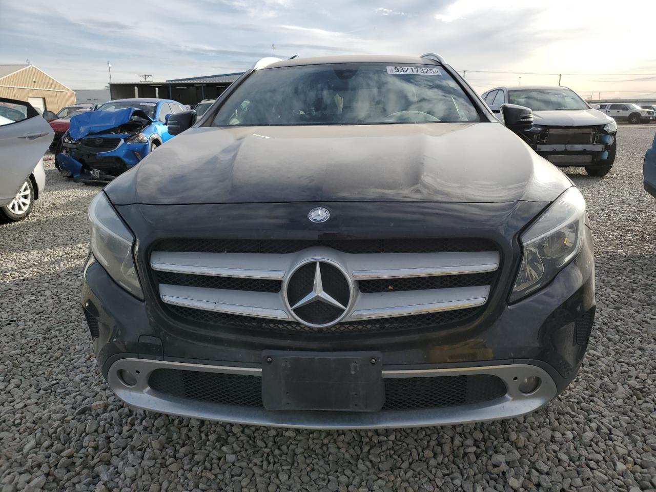 Mercedes-Benz GLA 250 4matic Image 4