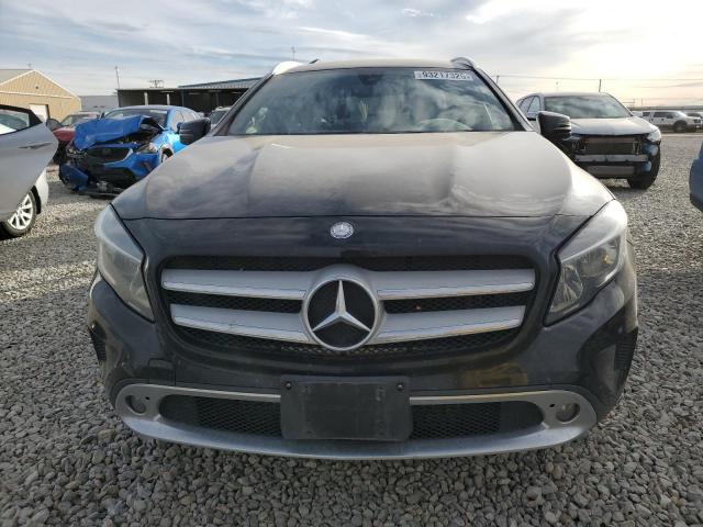 Mercedes-Benz GLA 250 4matic Image 4