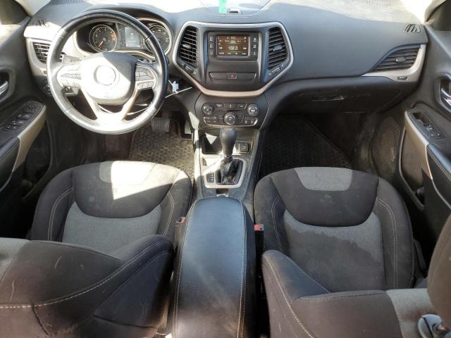 Jeep Grand Cherokee Latitude Image 13