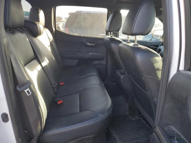 Toyota Tacoma Double Cab Image 11