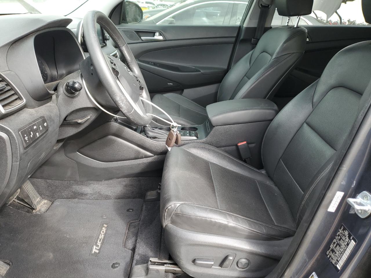 Hyundai TUCSON Limited Image 3