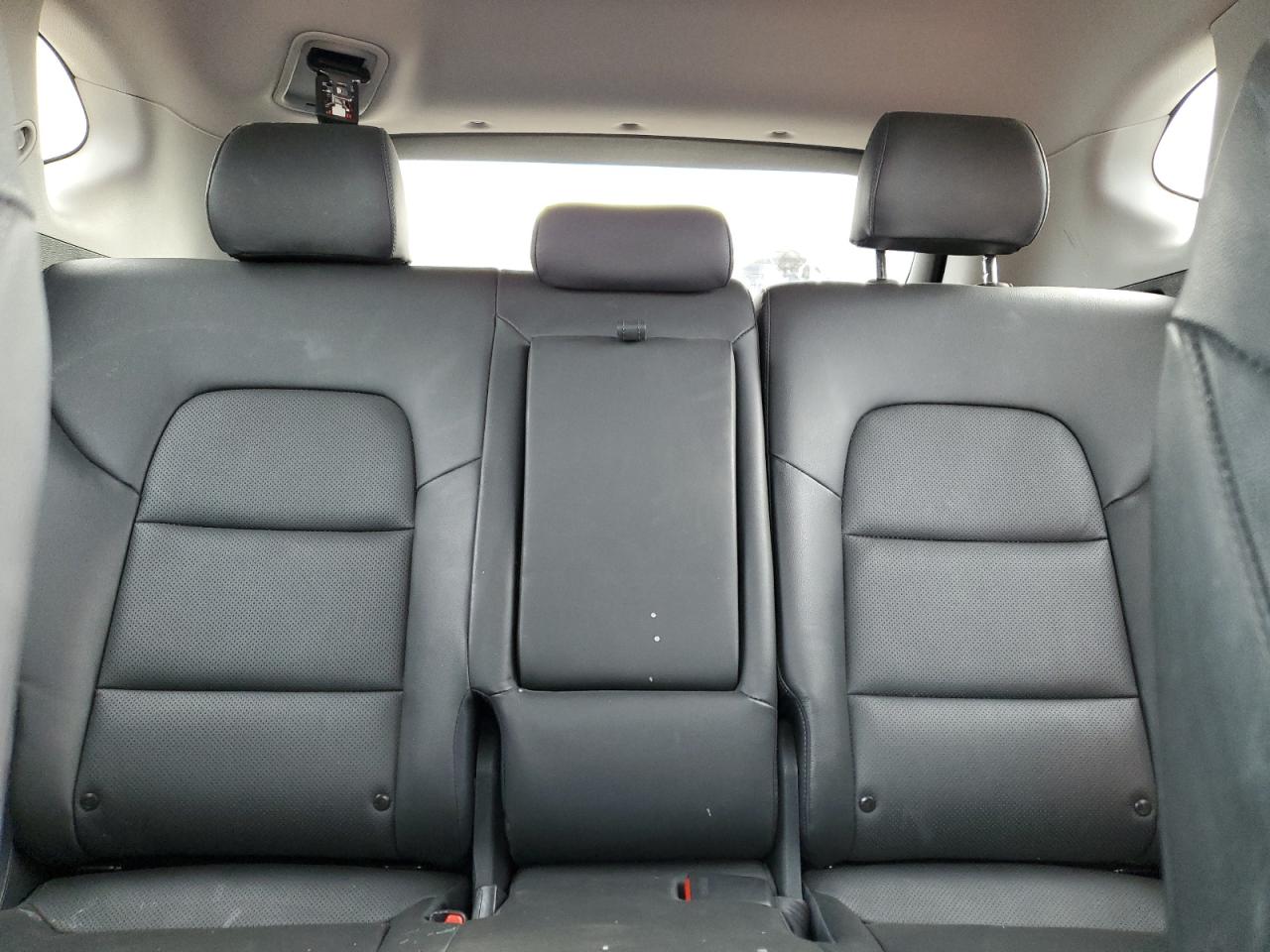 Hyundai TUCSON Limited Image 9