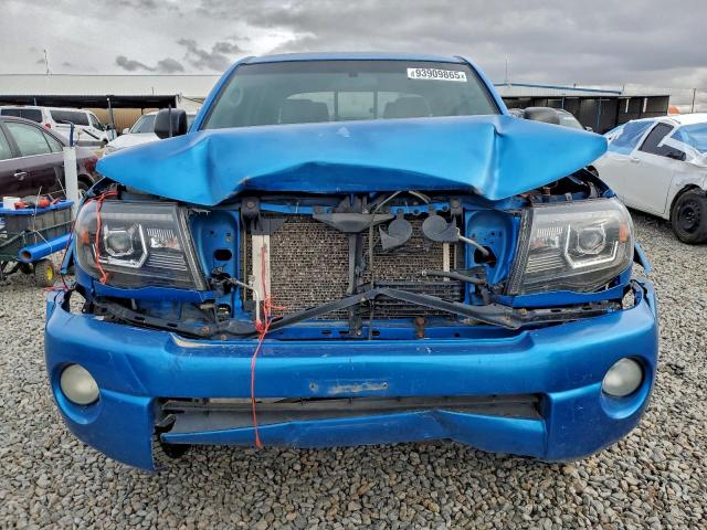 Toyota Tacoma Double Cab Image 11