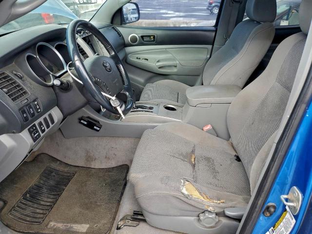 Toyota Tacoma Double Cab Image 9