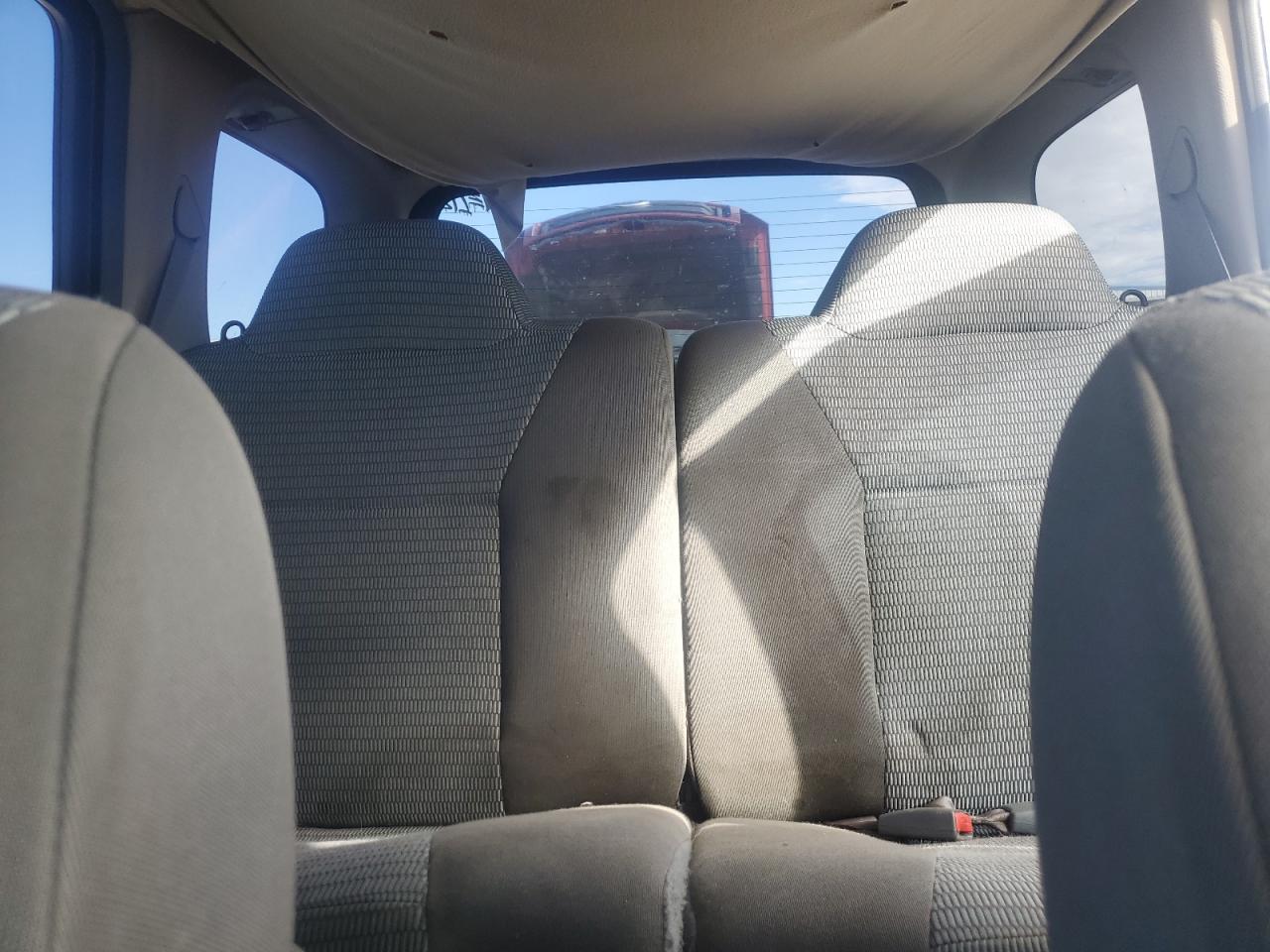 Nissan Xterra Xe Image 8