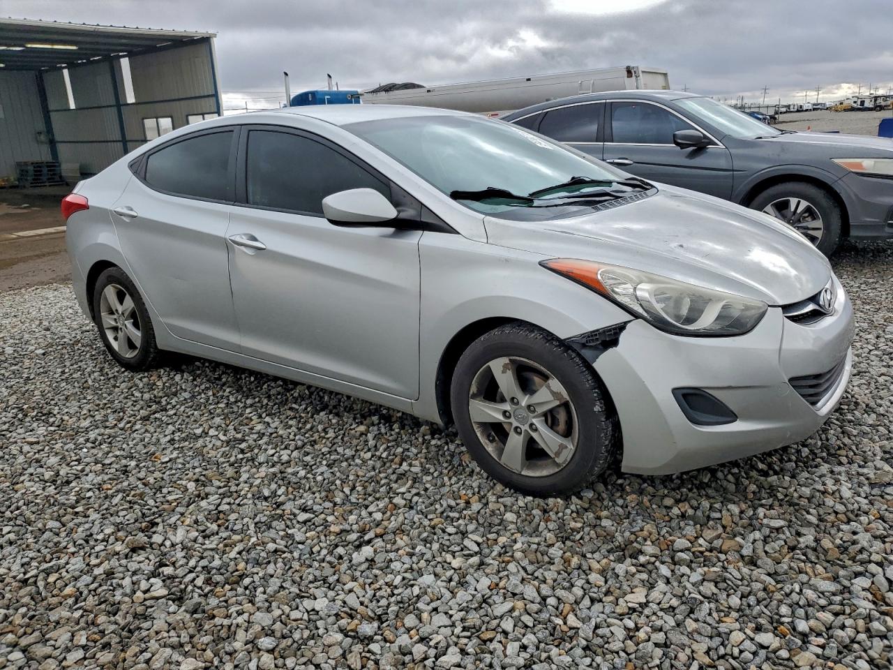 Hyundai ELANTRA Gls Image 6