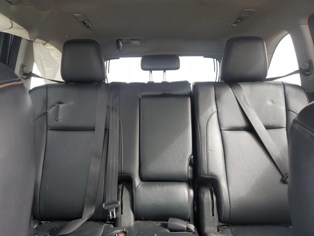 Toyota Highlander Se Image 2