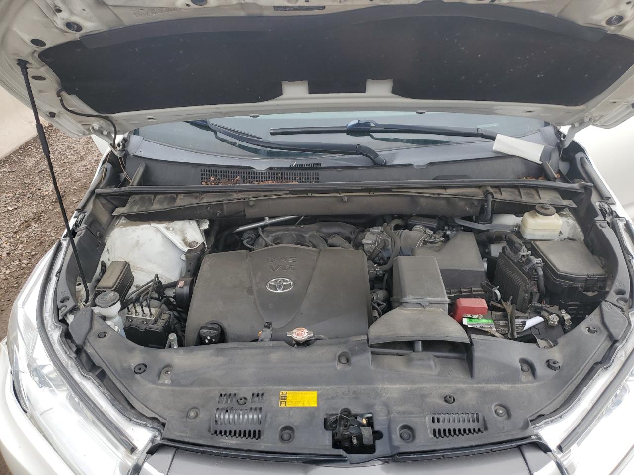 Toyota Highlander Se Image 4