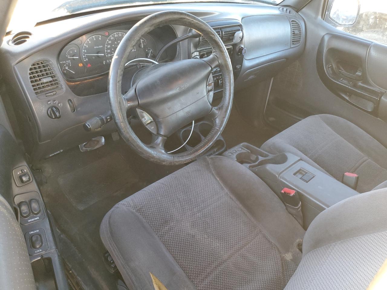 Ford Ranger Super Cab Image 8