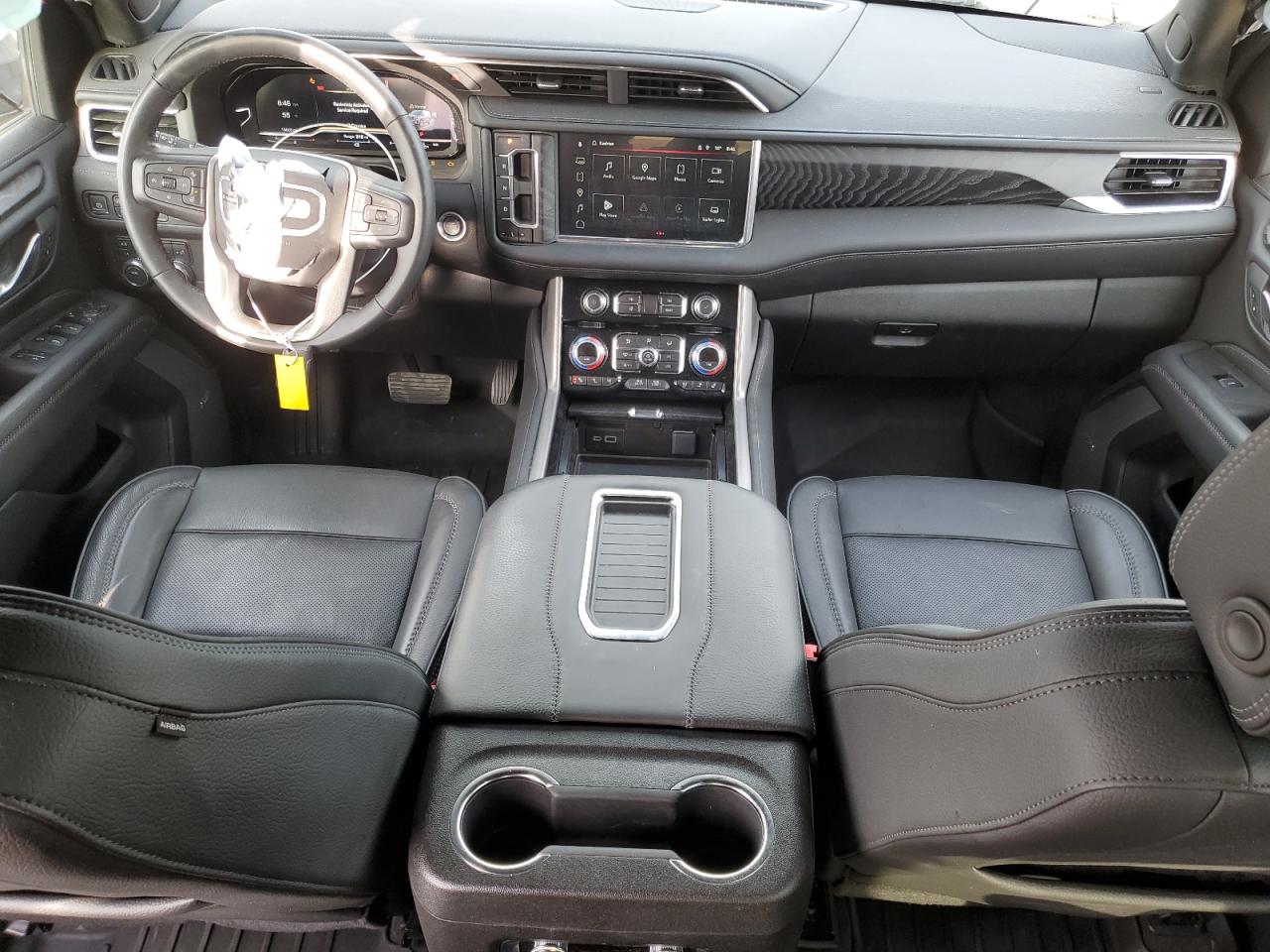 GMC Yukon Denali Image 14