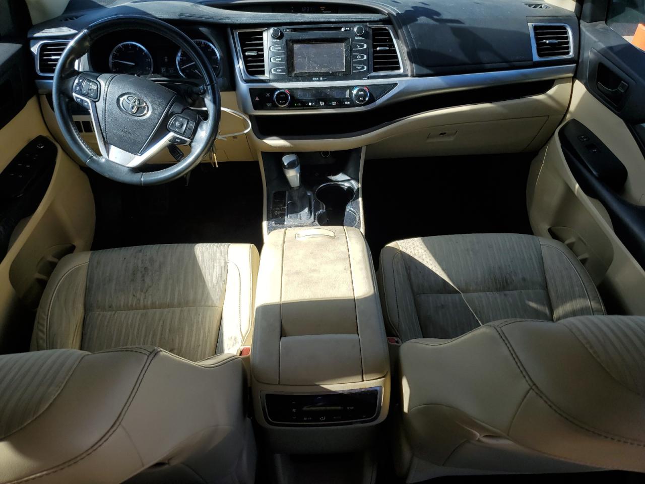 Toyota Highlander Le Image 3
