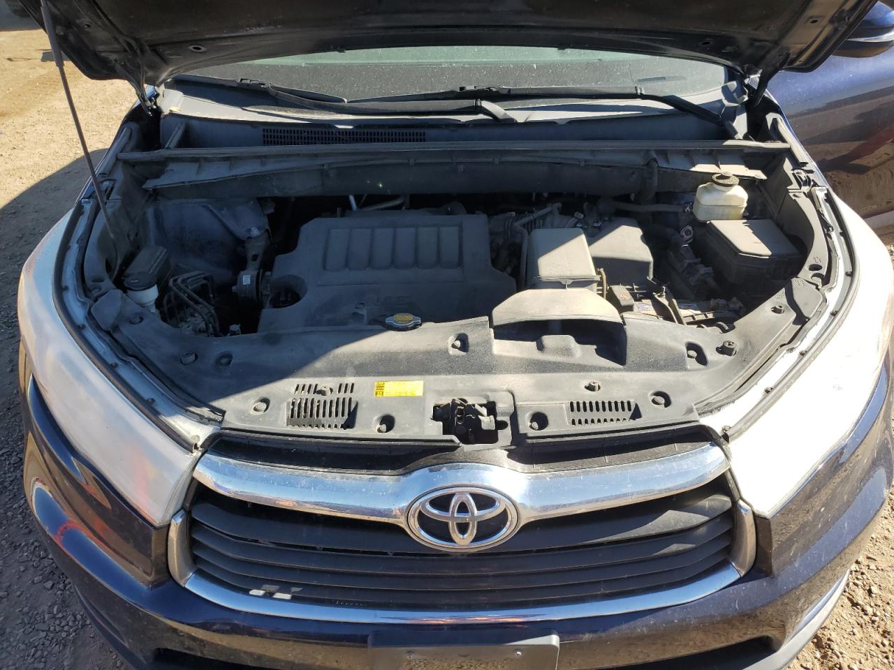 Toyota Highlander Le Image 5