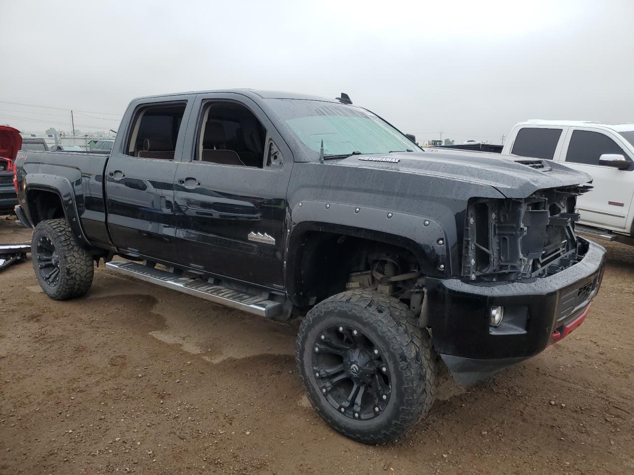 Chevrolet Silverado K2500 High Country Image 2