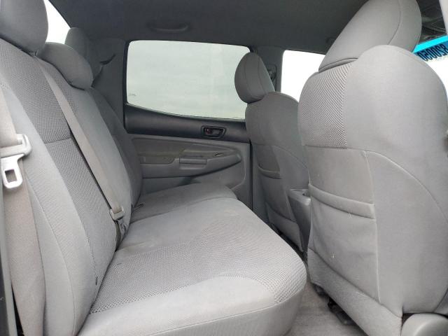 Toyota Tacoma Double Cab Image 9