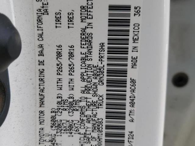 Toyota Tacoma Double Cab Image 10