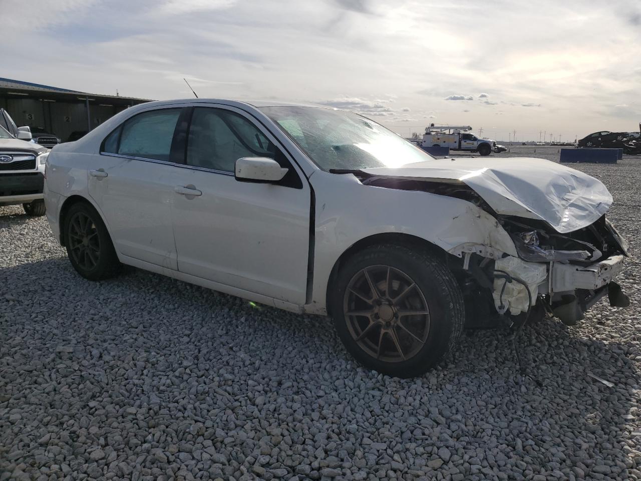 Ford Fusion Se Image 8