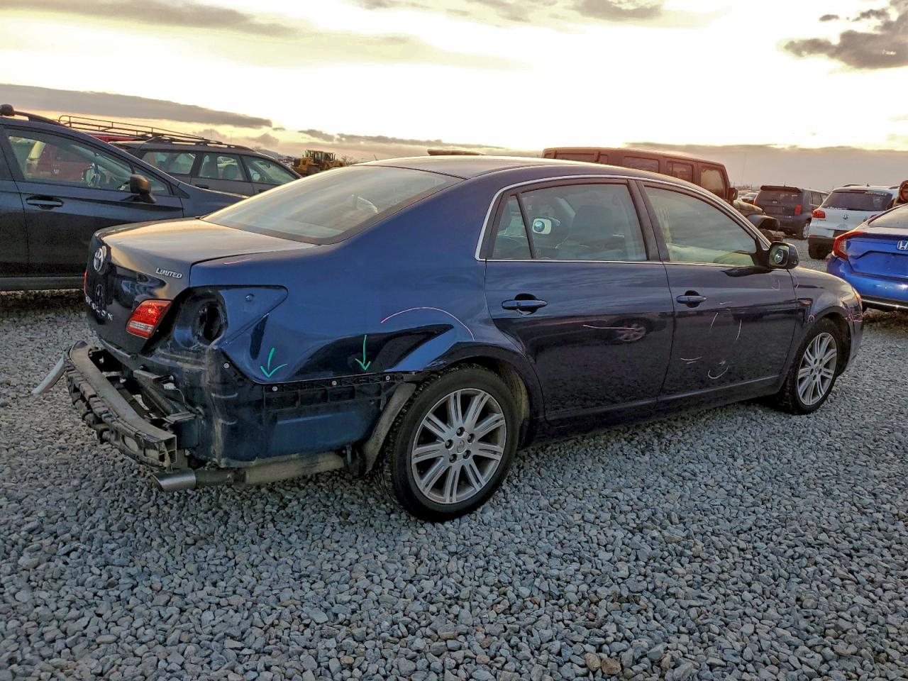 Toyota Avalon Xl Image 12