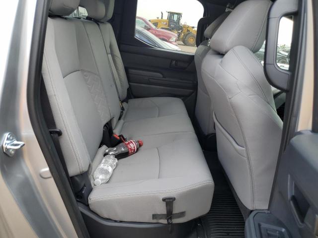 Toyota Tacoma Double Cab Image 6