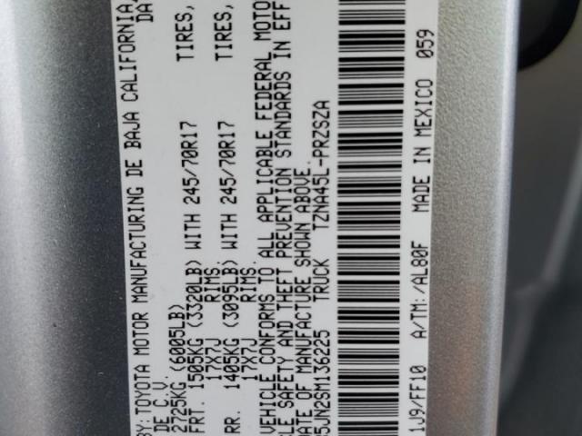 Toyota Tacoma Double Cab Image 12