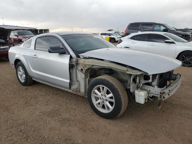 Ford Mustang Image 13