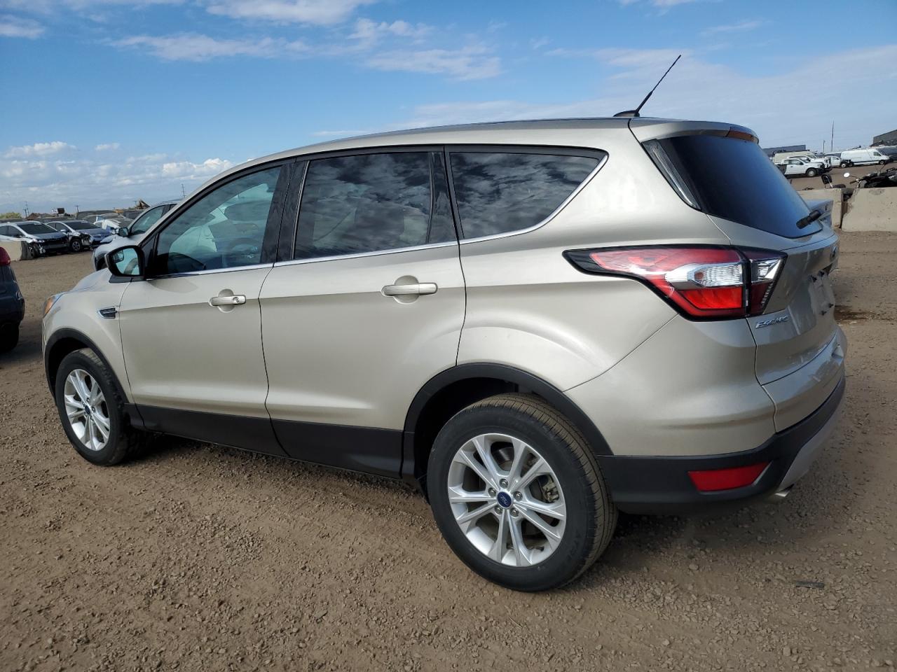 Ford Escape Se Image 3