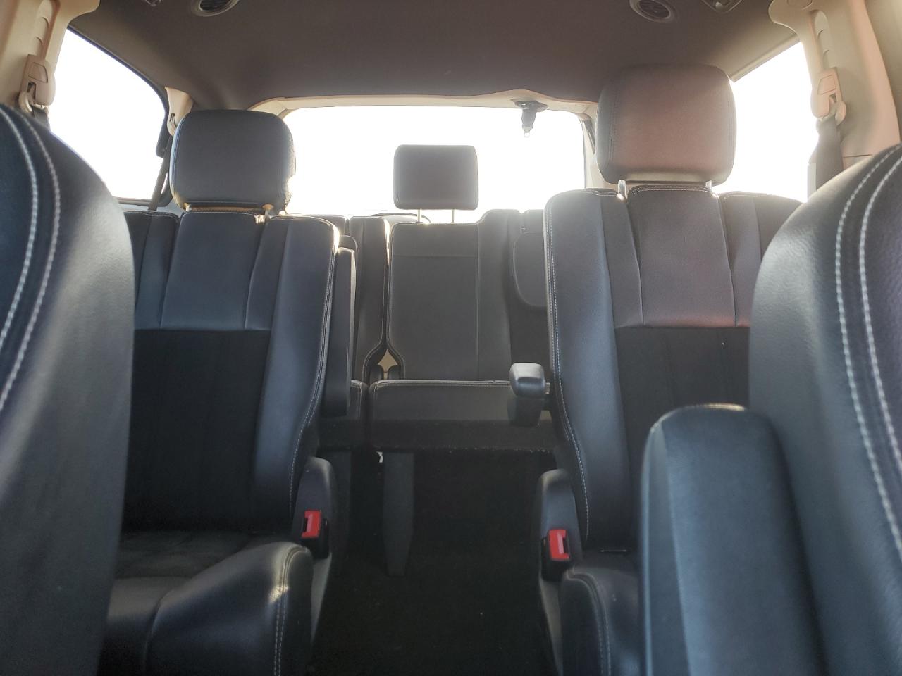 Dodge Caravan Sxt Image 4