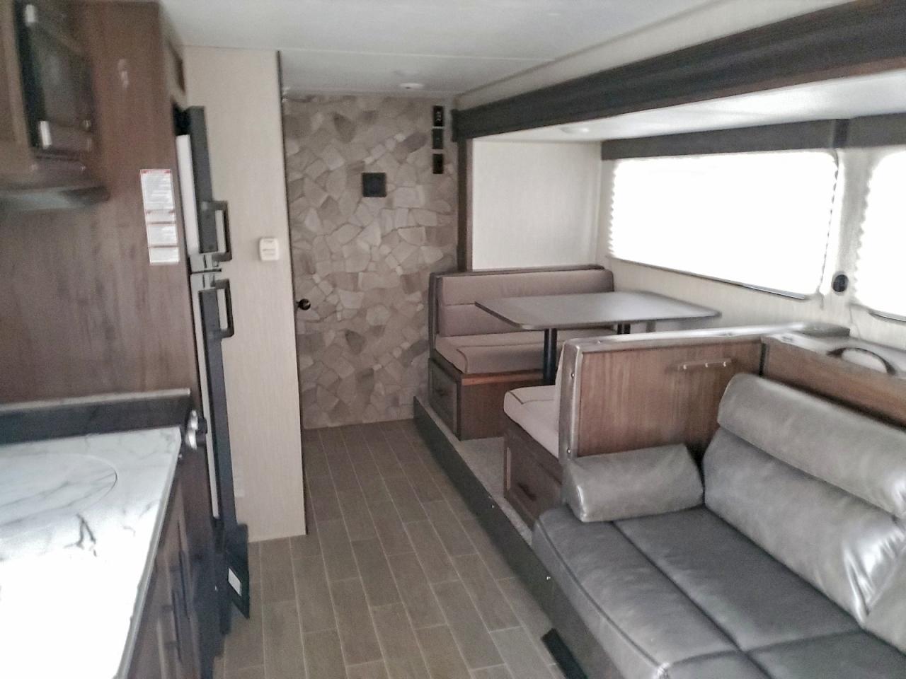 Frrv Grey Wolf Image 3