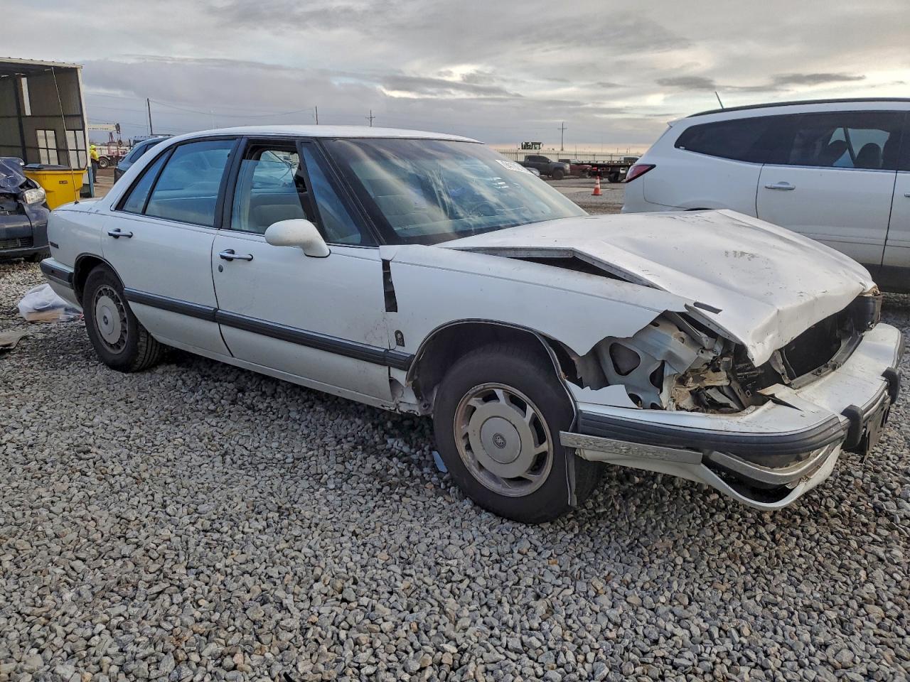 Buick LeSabre Custom Image 5