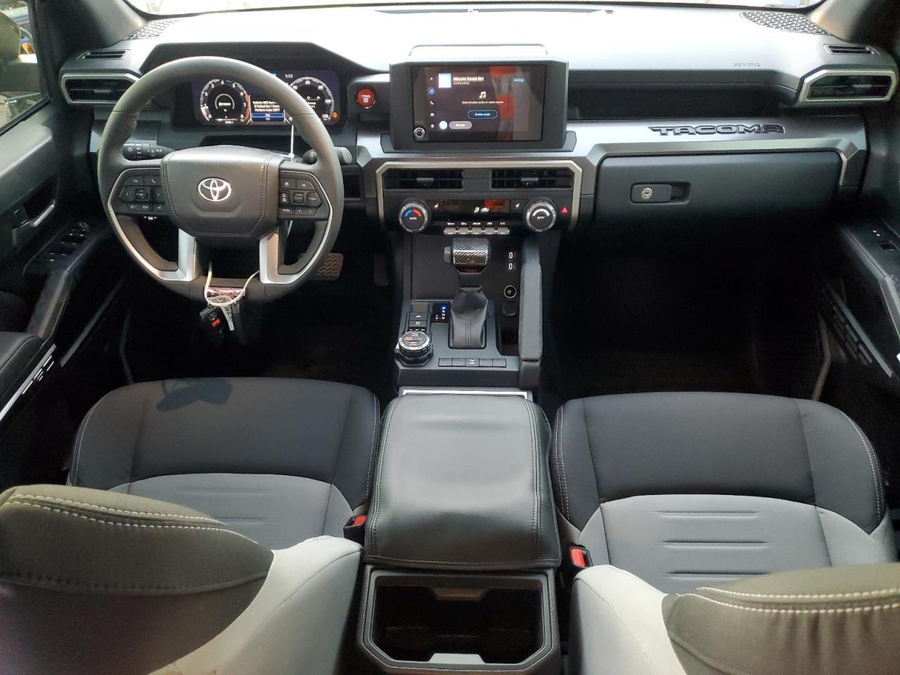 Toyota Tacoma Double Cab Image 6