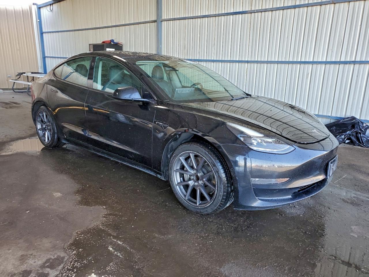 Tesla Model 3 Image 10