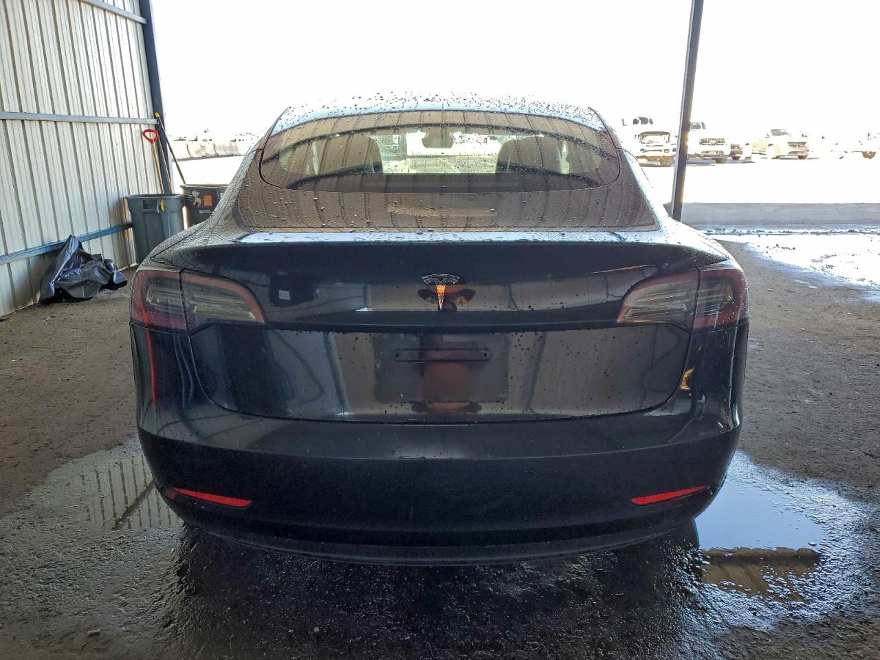Tesla Model 3 Image 5