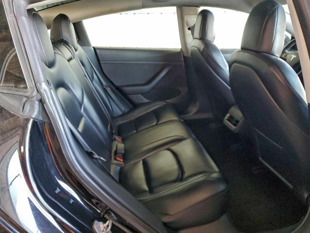 Tesla Model 3 Image 9