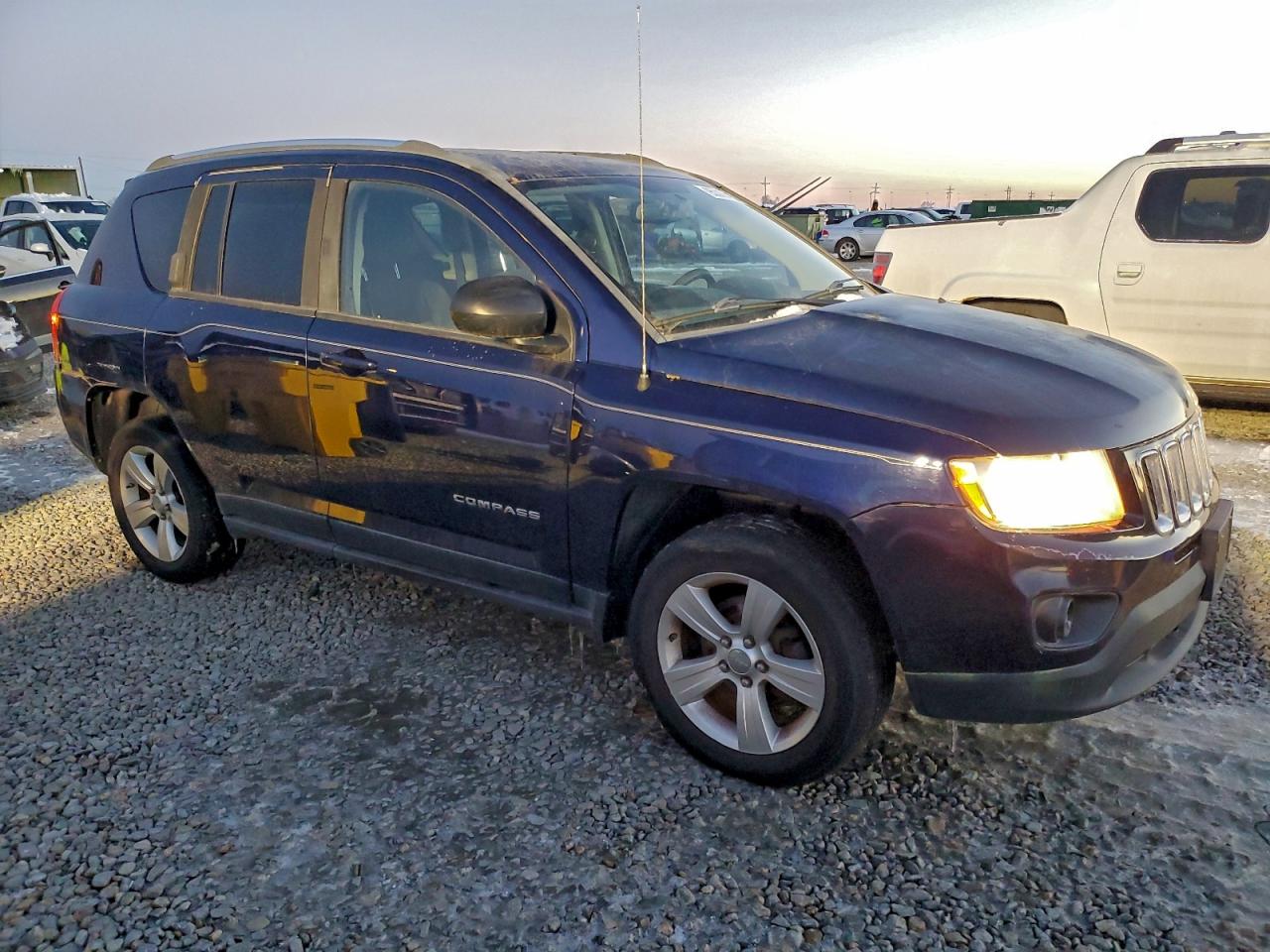 Jeep Compass Sport Image 2