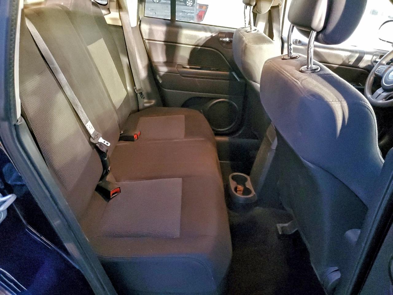 Jeep Compass Sport Image 9