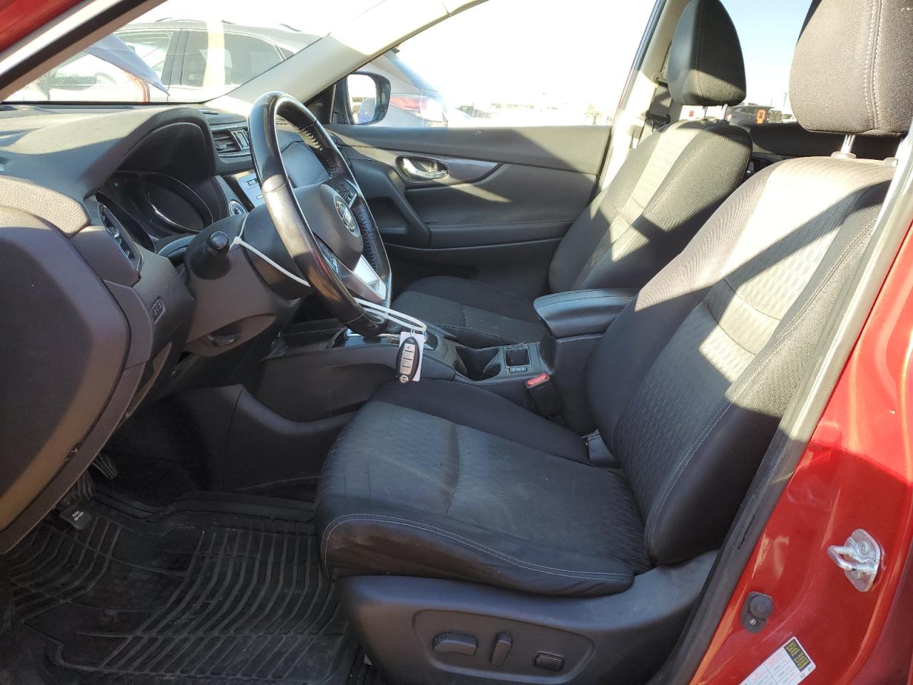 Nissan Rogue S Image 9