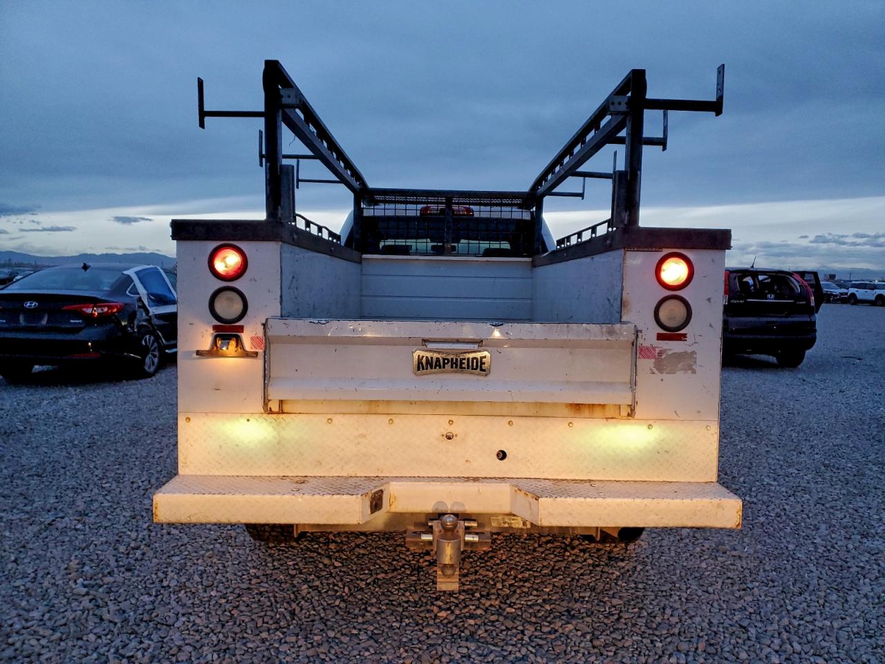 GMC Sierra K3500 Image 5