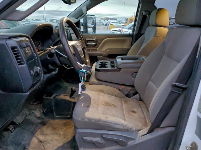 GMC Sierra K3500 Image 11