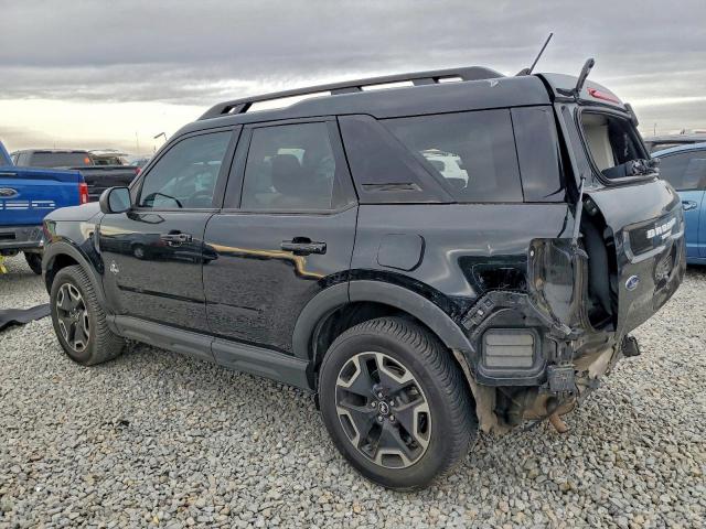 Ford Bronco Outer Banks Image 4