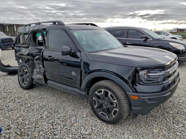 Ford Bronco Outer Banks Image 6