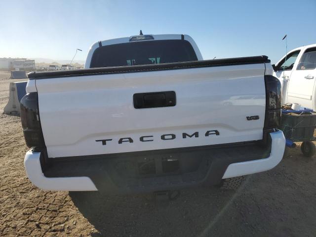 Toyota Tacoma Double Cab Image 8