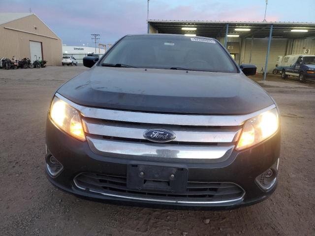 Ford Fusion Hybrid Image 4