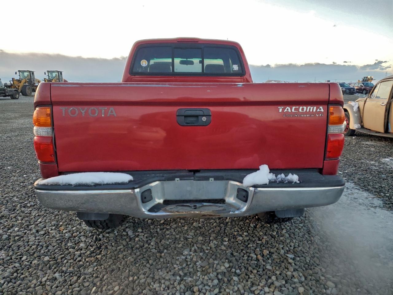 Toyota Tacoma Xtracab Prerunner Image 11